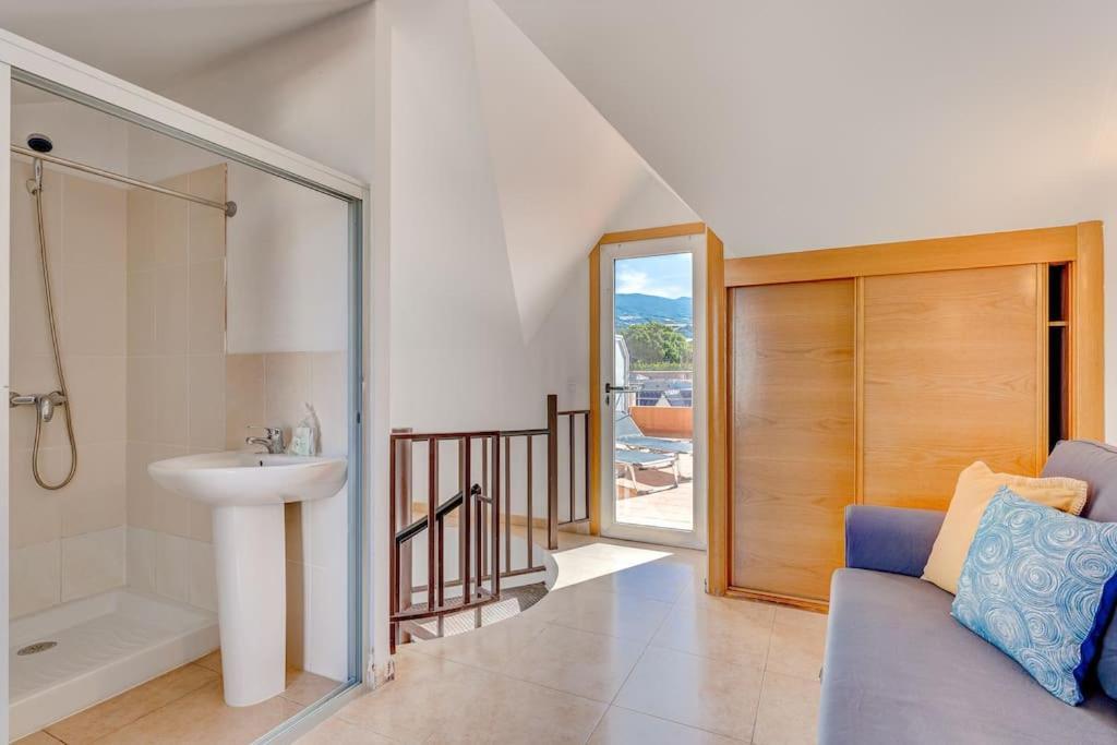 Pleasant Duplex San Juan With 2 Bedrooms เกีย เด อิโซรา ภายนอก รูปภาพ