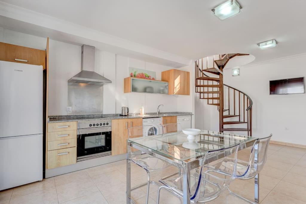 Pleasant Duplex San Juan With 2 Bedrooms เกีย เด อิโซรา ภายนอก รูปภาพ