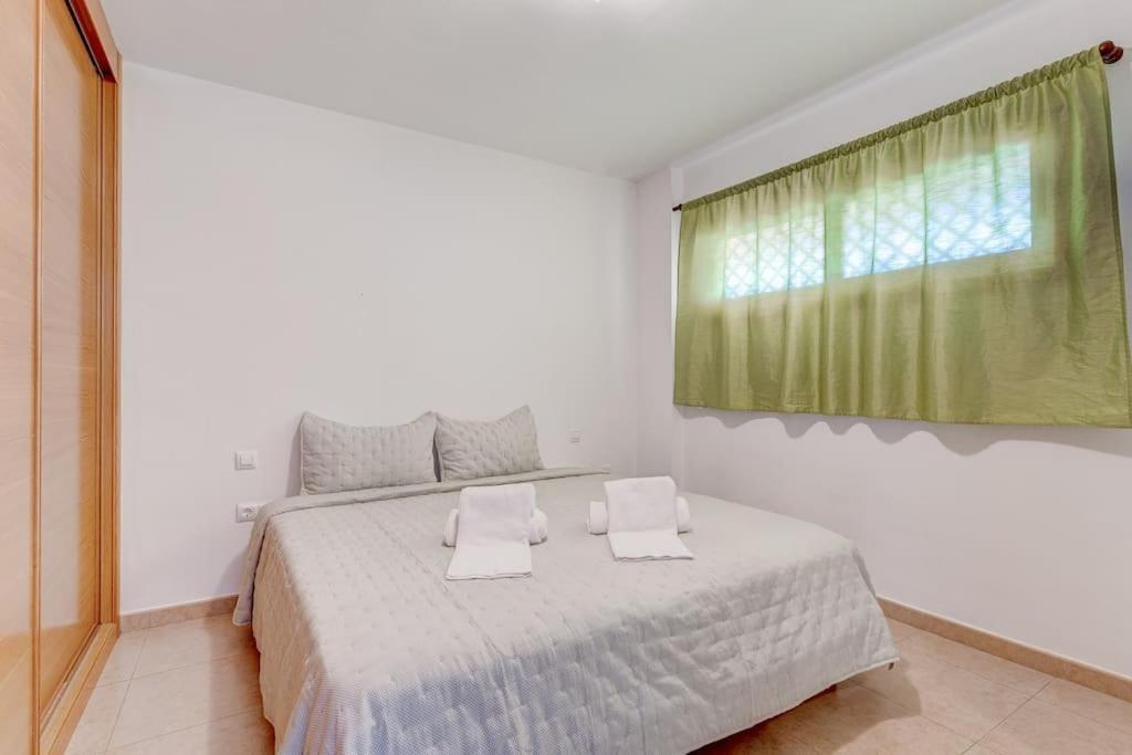 Pleasant Duplex San Juan With 2 Bedrooms เกีย เด อิโซรา ภายนอก รูปภาพ