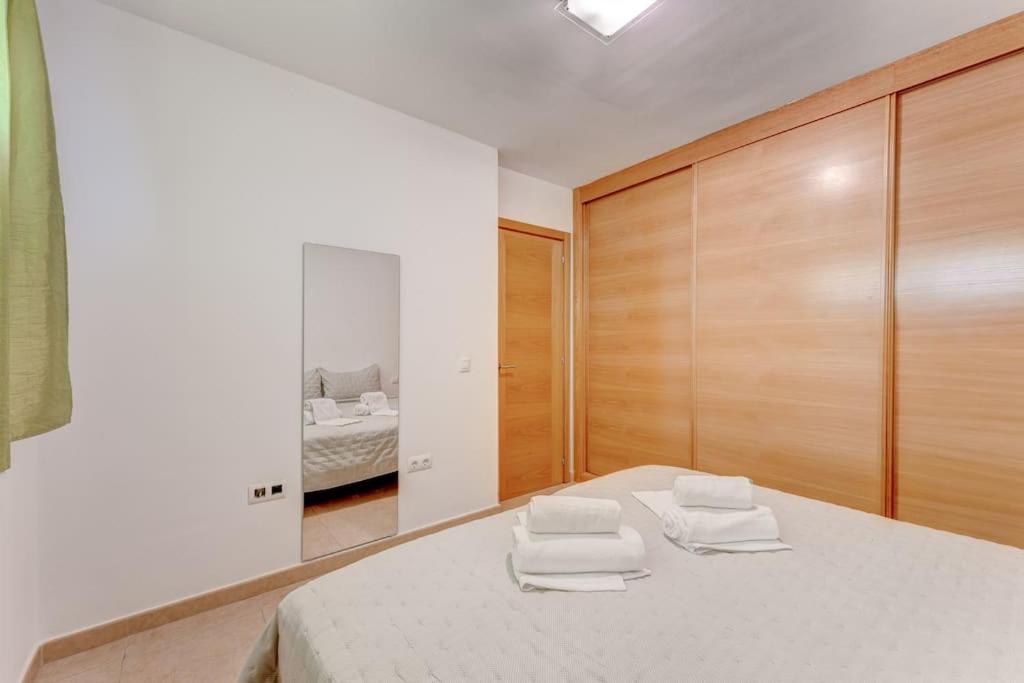 Pleasant Duplex San Juan With 2 Bedrooms เกีย เด อิโซรา ภายนอก รูปภาพ